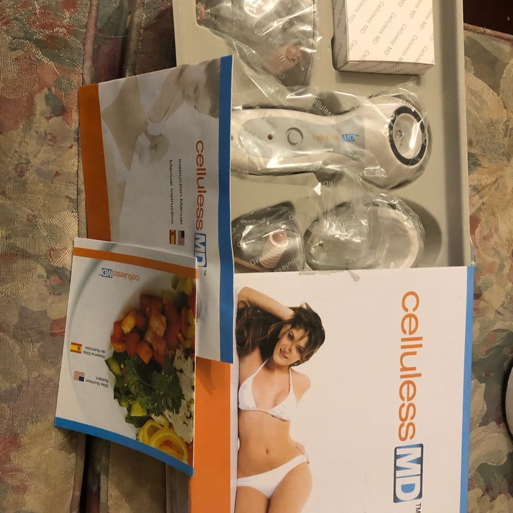 CelluLess machine treatment for Cellulite